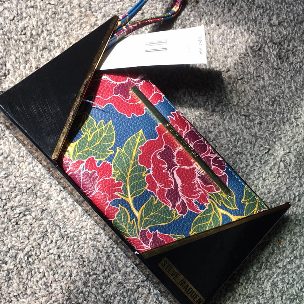 Floral Wristlet Wallet